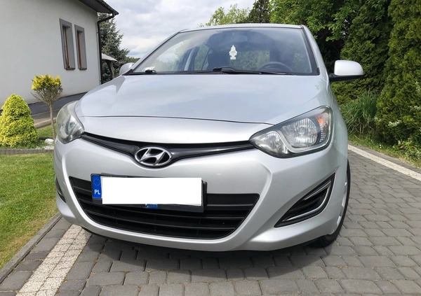 Hyundai i20 cena 19900 przebieg: 176000, rok produkcji 2013 z Kielce małe 137